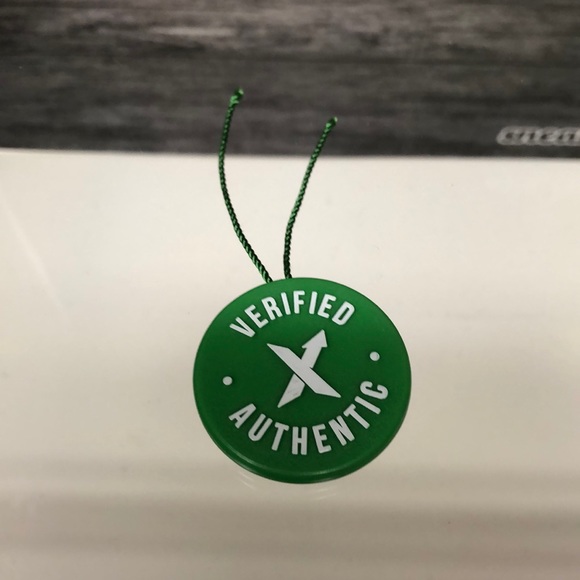 Black Off WhiteVaporMaxes with White Tongue - Picture 7 of 8